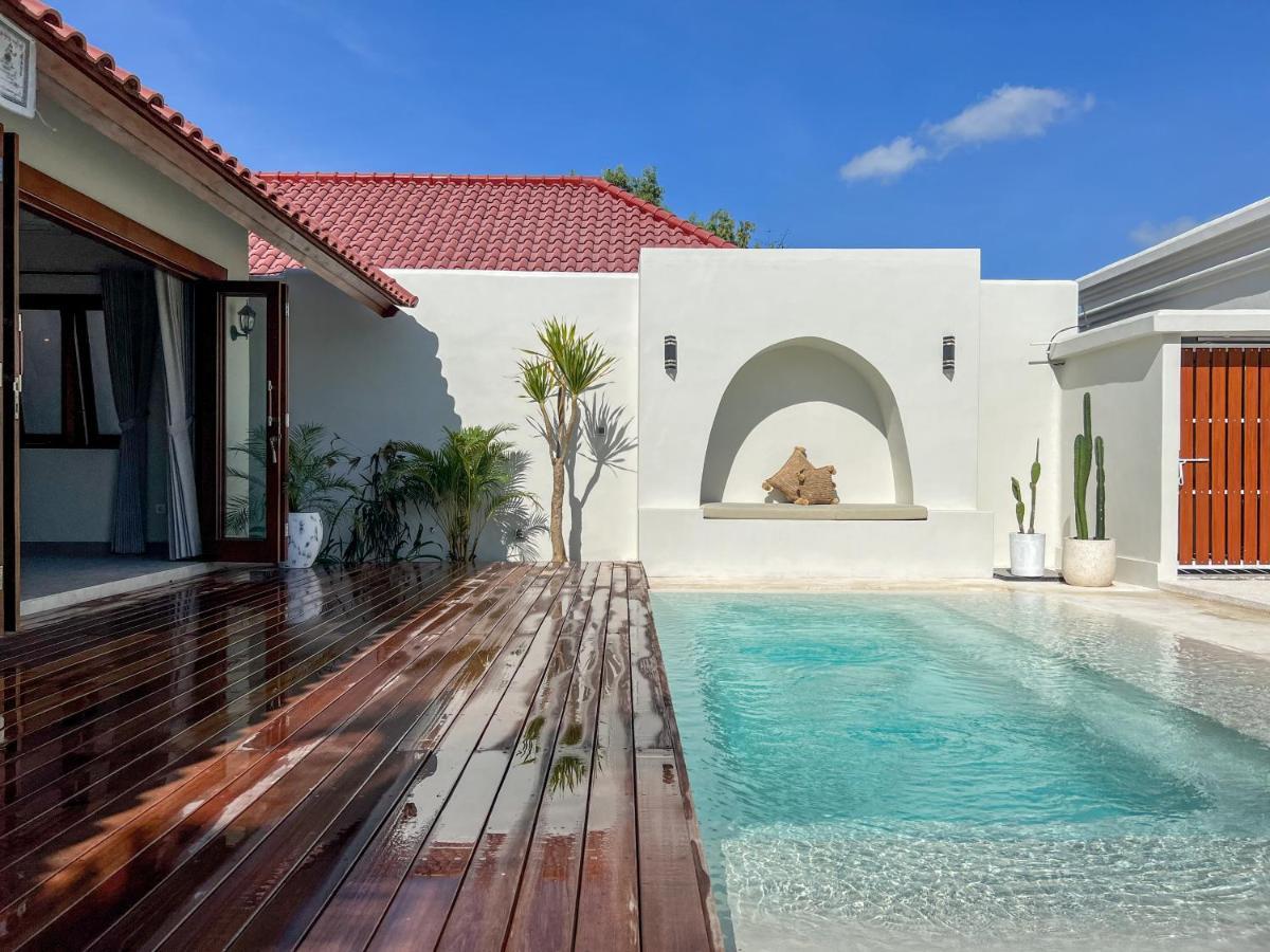 Moana Villa & Suites Bingin Uluwatu Extérieur photo